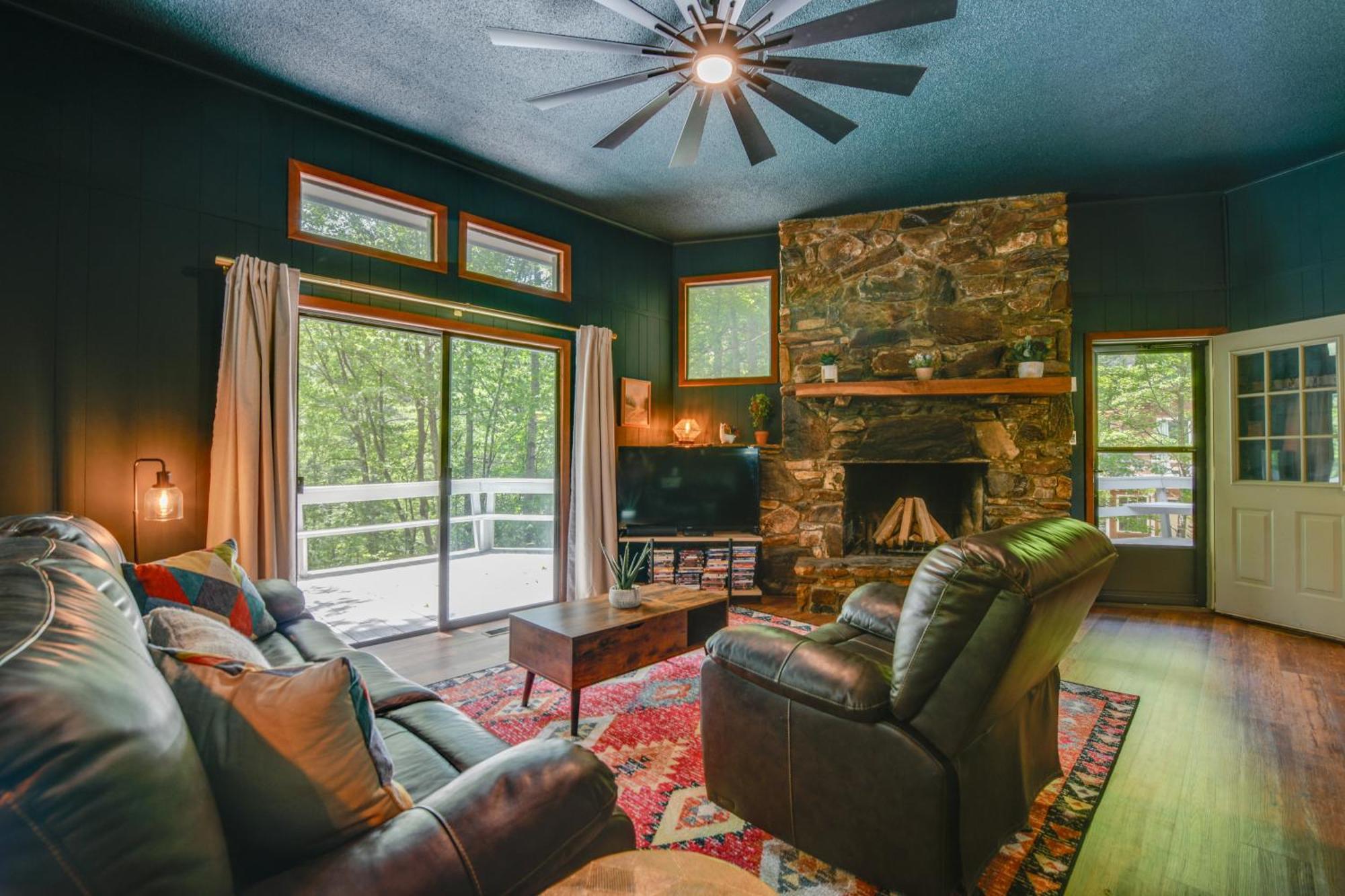 Pet-Friendly Cabin - 1 Mi From Fontana Lake! Bryson City Exterior foto